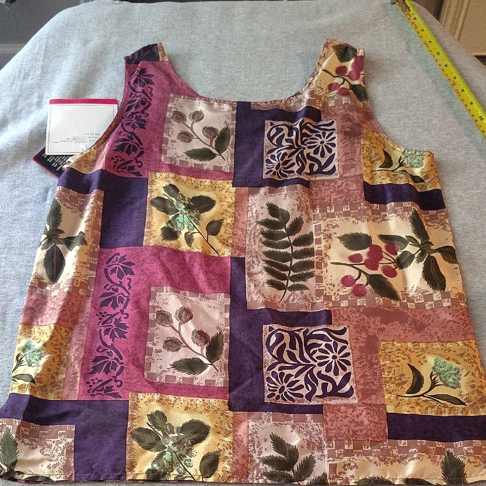 STUNT WOMEN'S **VINTAGE** BEAUTIFUL TANK TOP BLOUSE - Picture 11 of 13